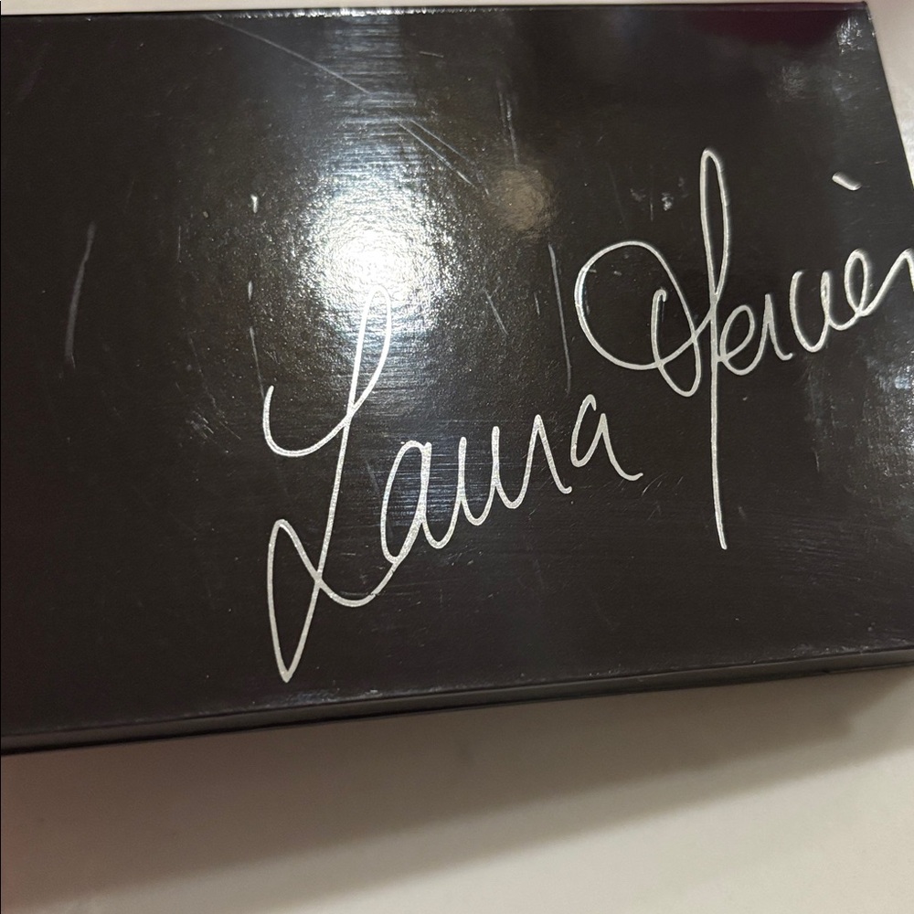 Laura Mercier Rare & Disc Shadow Palette - Picture 8 of 9